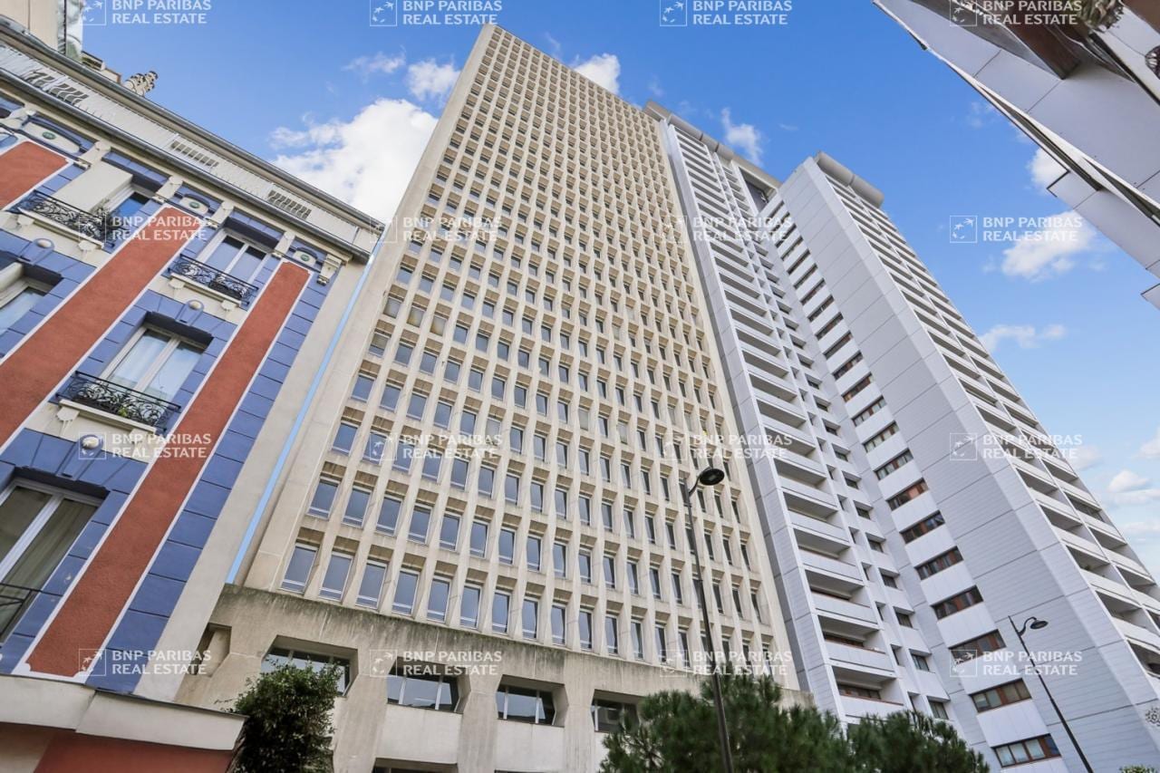 9 Rue Georges Pitard, Paris à louer Photo de l’immeuble– Image 1 sur 11