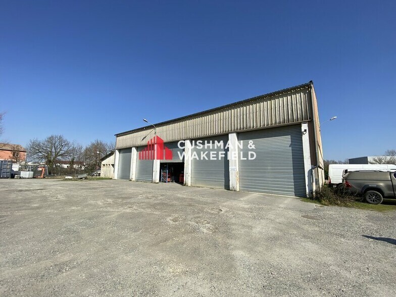7 Bis Avenue De Pradié, Portet-sur-Garonne à louer - Photo de l’immeuble – Image 2 sur 9