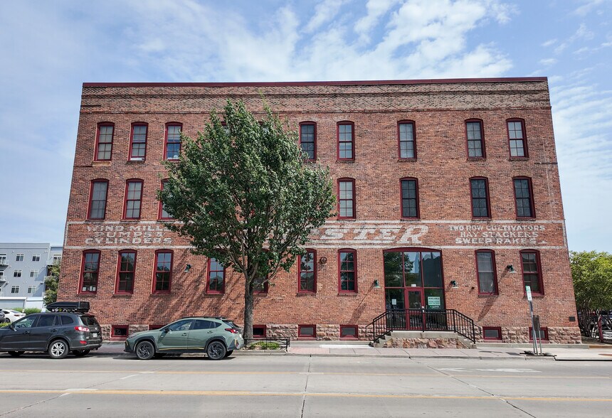 600 Main Ave, Sioux Falls, SD à louer - Photo de l’immeuble – Image 3 sur 6