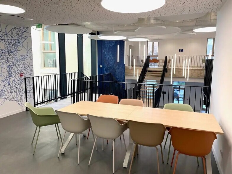 Bureau dans Montpellier à louer - Photo de l’immeuble – Image 3 sur 5