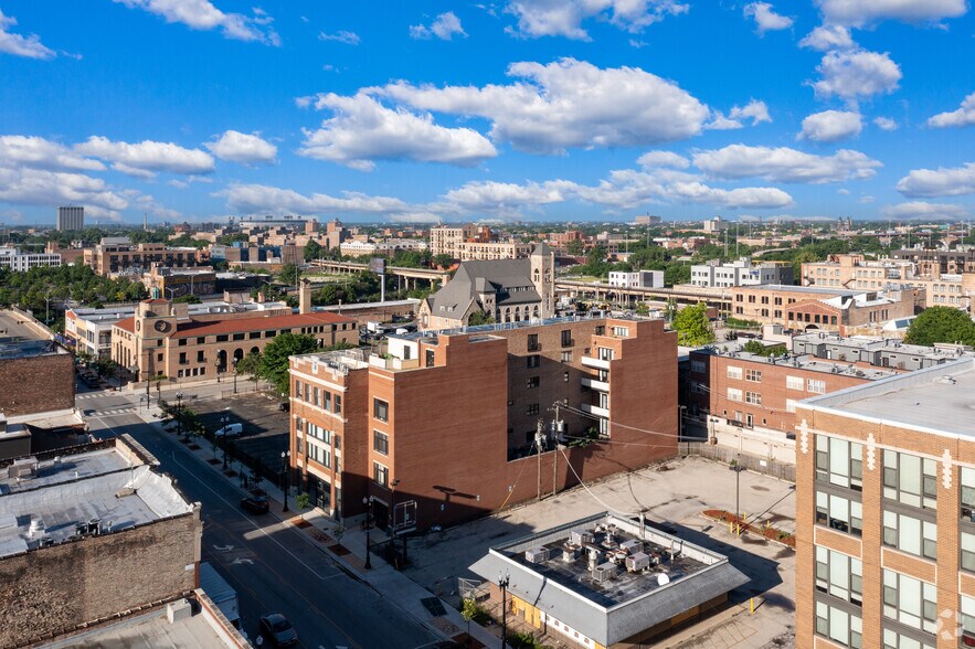 2332-2342 S Michigan Ave, Chicago, IL à louer - Aérien – Image 3 sur 5
