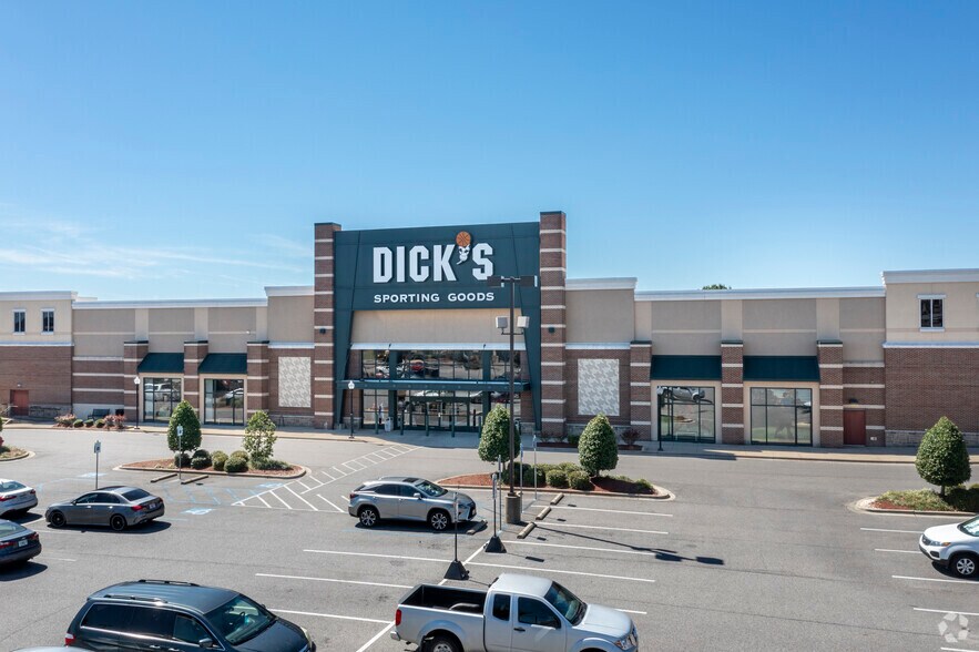 McFarland Blvd & 13th St E, Tuscaloosa, AL à louer - Photo de l’immeuble – Image 3 sur 15