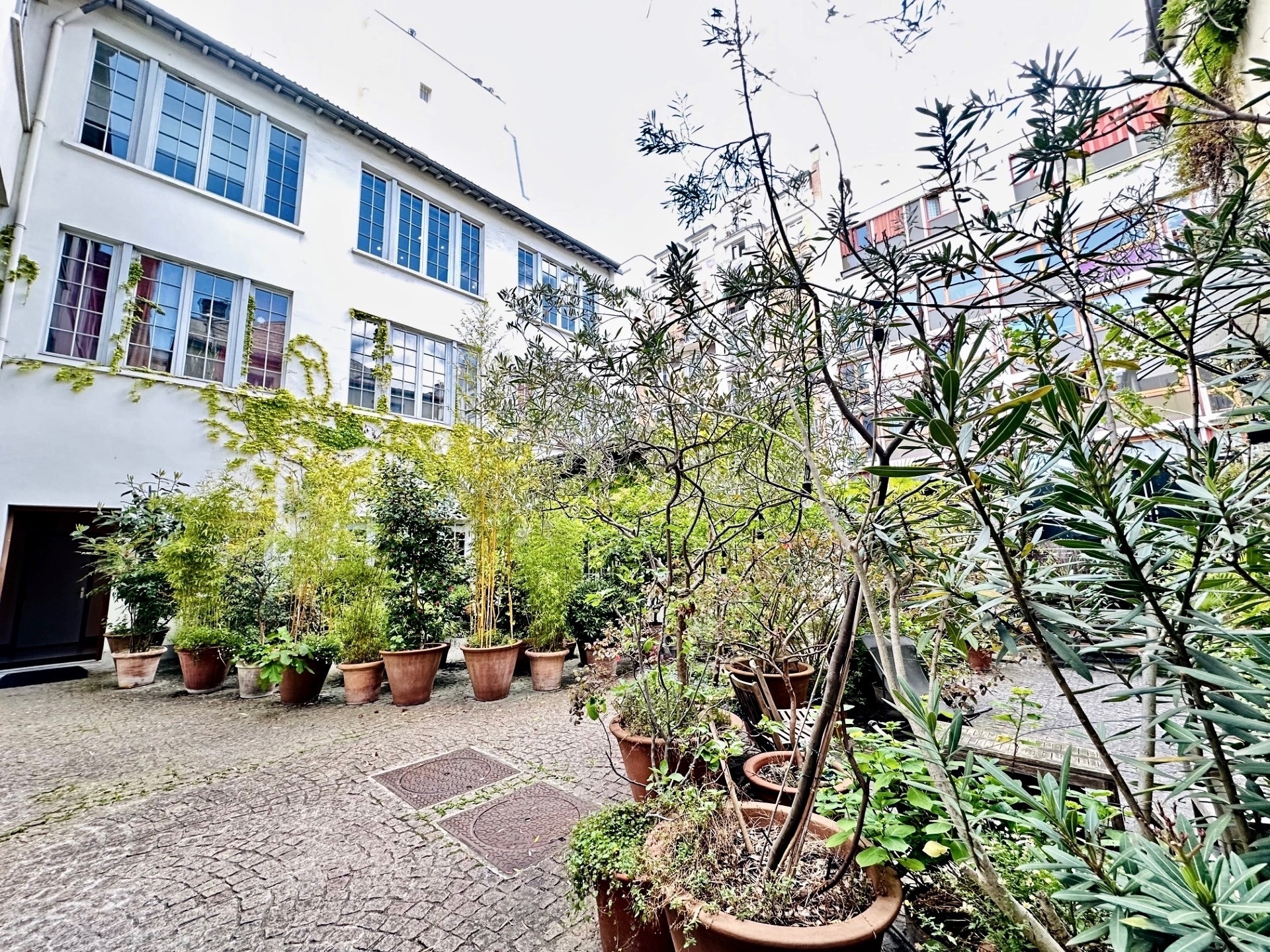 8 Rue Titon, Paris à louer Photo de l’immeuble– Image 1 sur 9