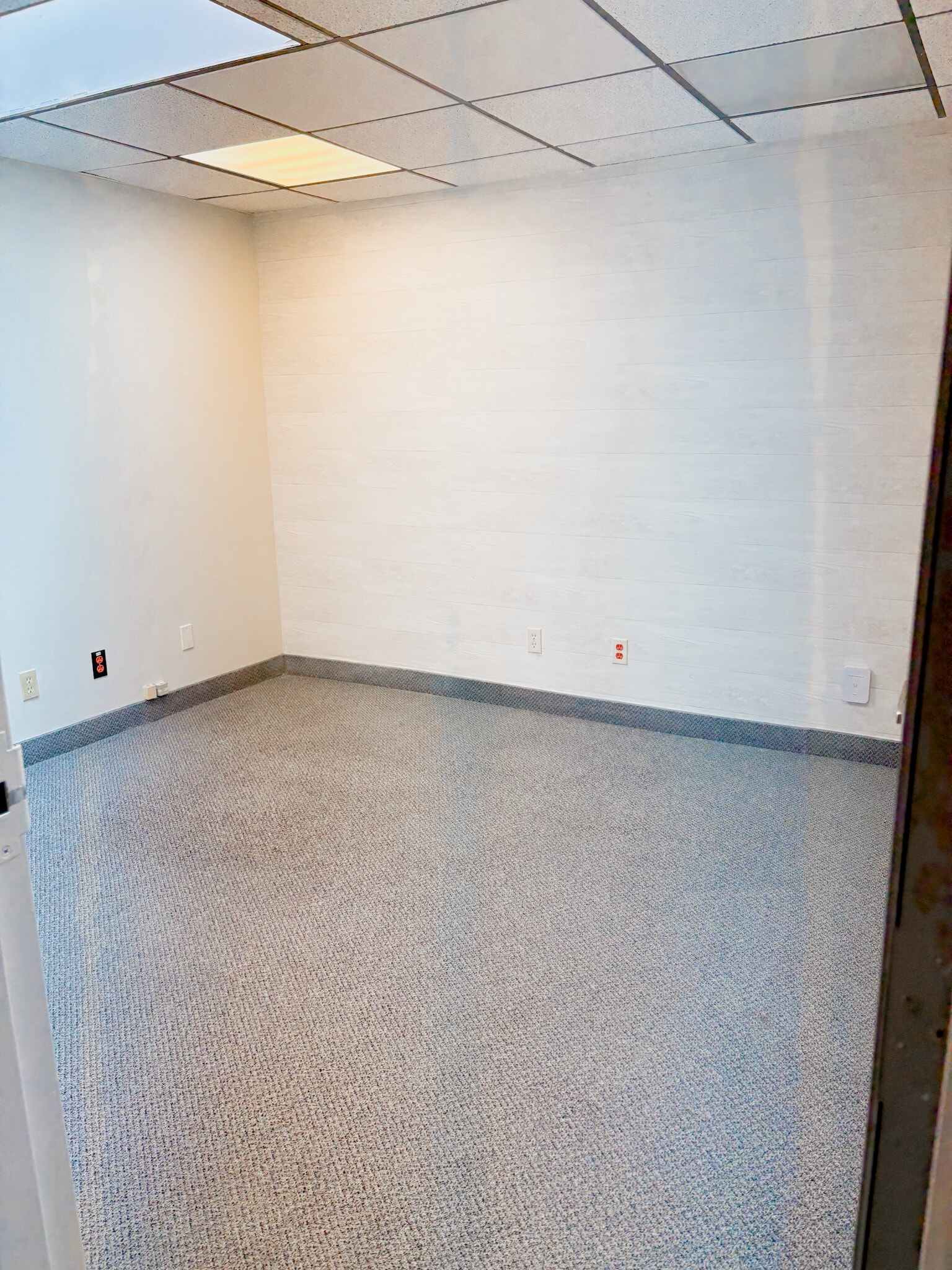 2109 London Line, Sarnia, ON à louer Photo intérieure– Image 1 sur 7