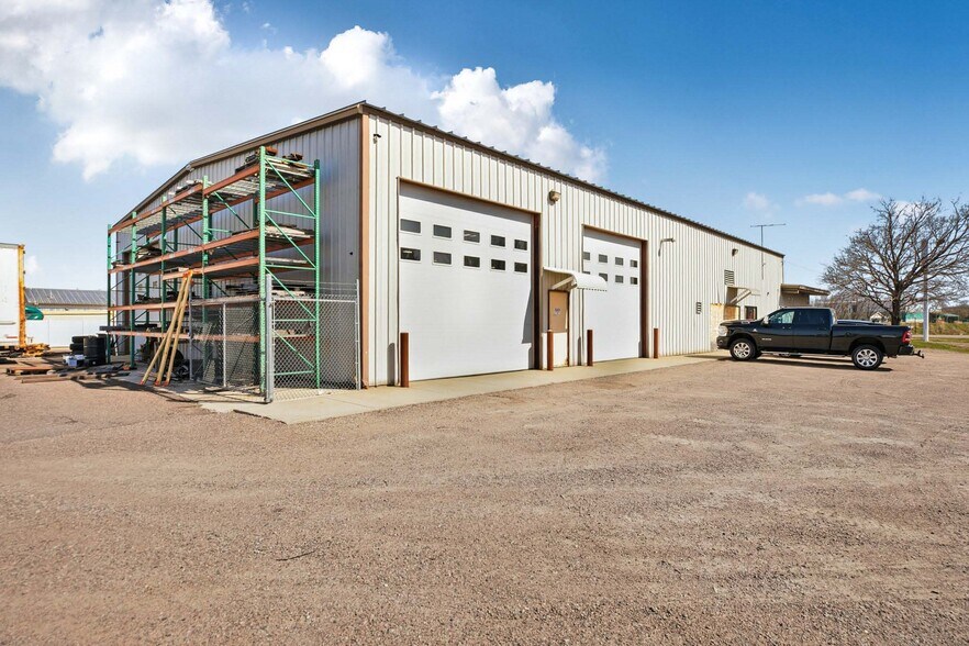 601 Franklin Ave NE, Saint Cloud, MN à vendre - Photo de l’immeuble – Image 2 sur 16
