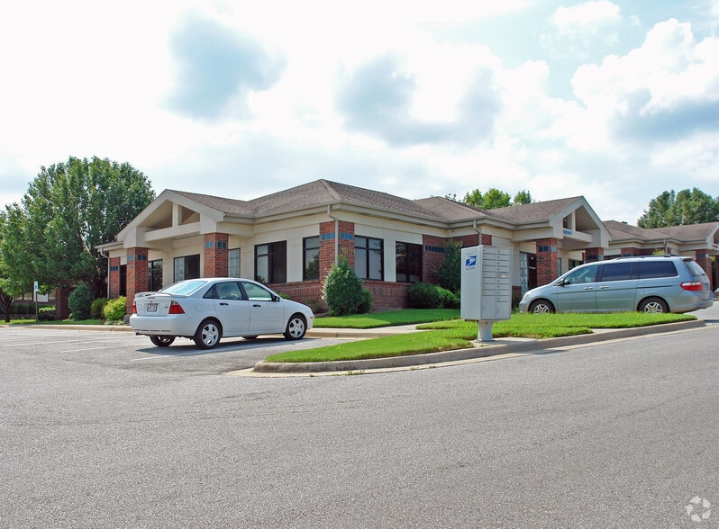3291 S Thompson St, Springdale, AR à louer - Photo principale – Image 1 sur 2