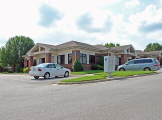 Plus de détails pour 3291 S Thompson St, Springdale, AR - Bureau à louer