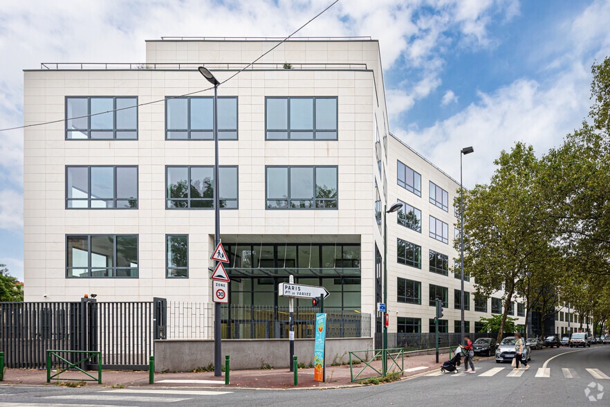 10 Rue Raymond David, Malakoff à louer - Photo de l’immeuble – Image 2 sur 2