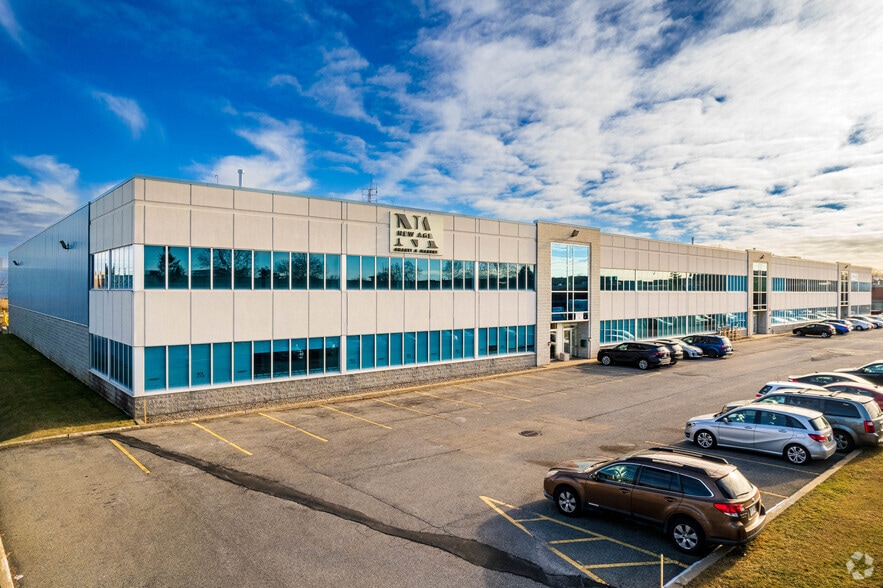 505-525 Av Meloche, Dorval, QC à louer - Photo principale – Image 1 sur 6