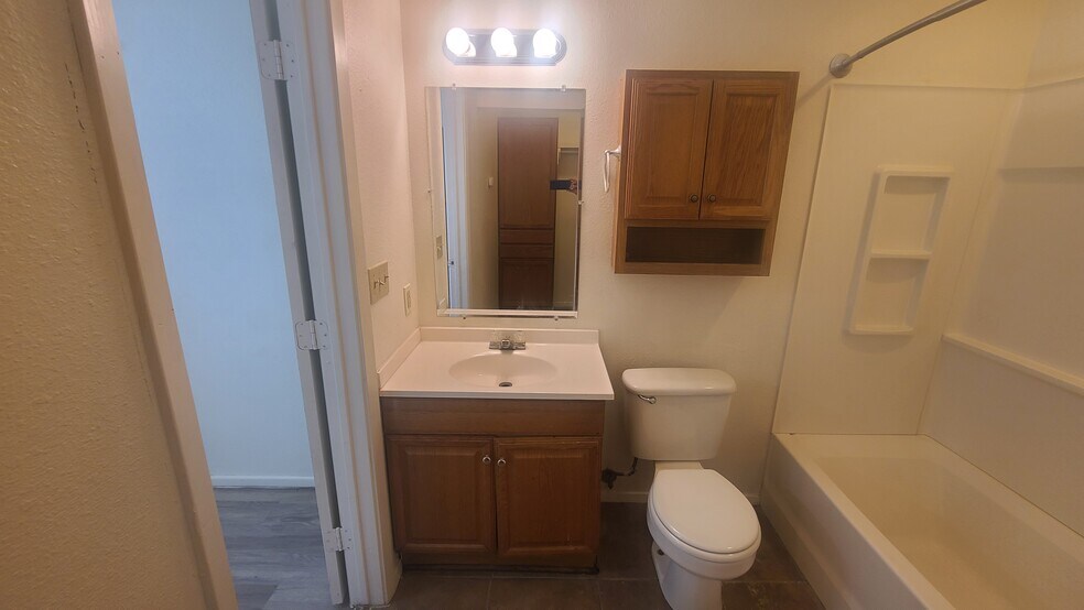 711 S Austin Ave, Tulia, TX à vendre - Photo intérieure – Image 2 sur 11