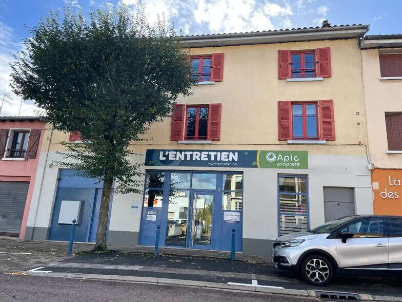 Bureau dans Charnay-lès-Mâcon à louer - Photo de l’immeuble – Image 1 sur 13