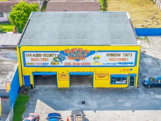 Plus de détails pour 3030 NW 79th St, Miami, FL - Industriel/Logistique à louer