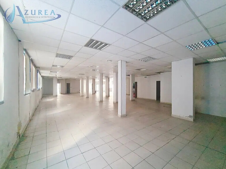 Local commercial dans Nice à louer - Photo de l’immeuble – Image 2 sur 9