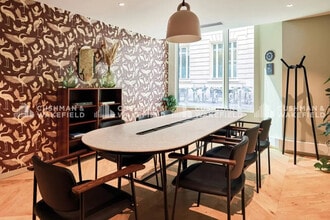 30-34 Rue Laffitte, Paris à louer Photo de l’immeuble– Image 1 sur 2