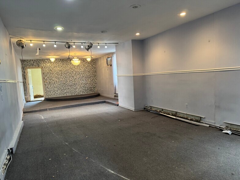 2376 E 15th St, Brooklyn, NY à vendre - Photo de l’immeuble – Image 3 sur 15