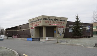 Plus de détails pour 126 Iber Rd, Ottawa, ON - Local d’activités à vendre