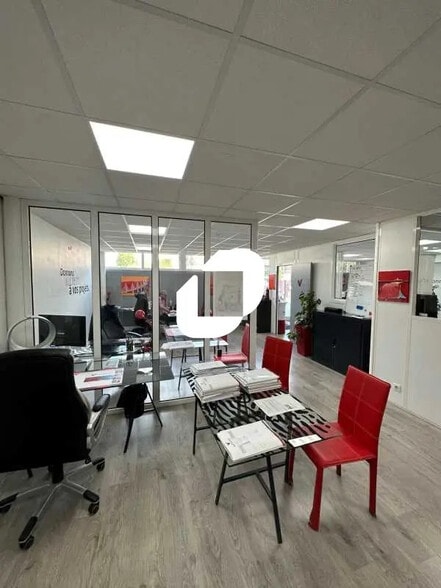 Bureau dans Maule à louer - Photo intérieure – Image 2 sur 2