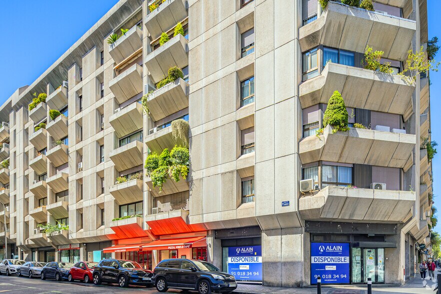 Calle Raimundo Fernández Villaverde, 40, Madrid, Madrid à louer - Photo de l’immeuble – Image 2 sur 4