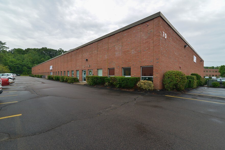 70 Shawmut Rd, Canton, MA à louer - Photo de l’immeuble – Image 2 sur 13