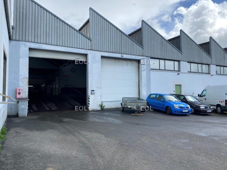 Industriel/Logistique dans Meaux à vendre - Photo de l’immeuble – Image 3 sur 8