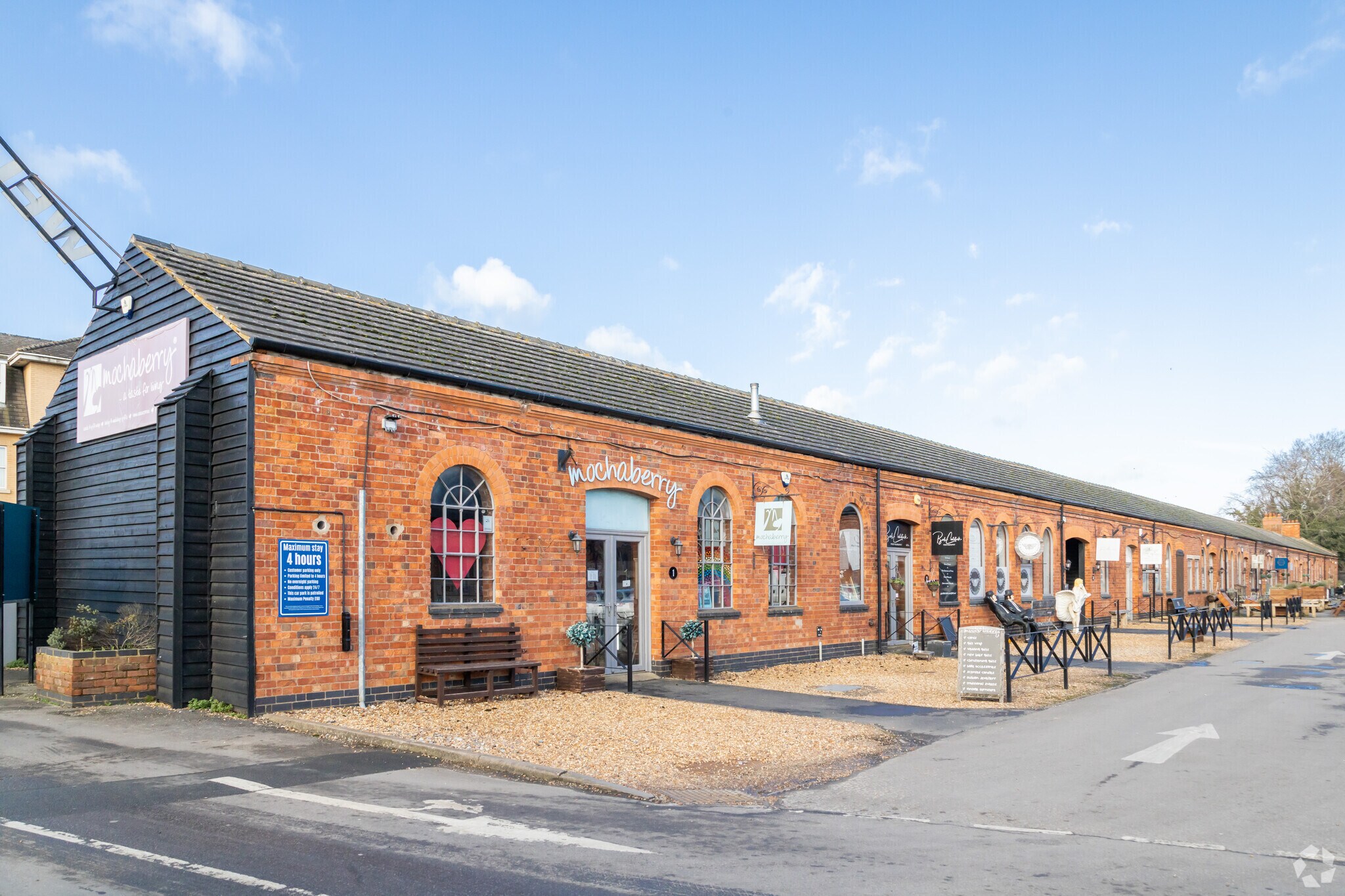 18-32 The Embankment, Wellingborough à louer Photo principale– Image 1 sur 3