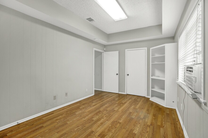 218 Deborah Dr, New Braunfels, TX à louer - Photo de l’immeuble – Image 3 sur 18