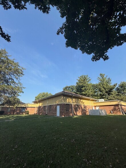 1329 Kimery Dr, High Point, NC à vendre - Photo de l’immeuble – Image 2 sur 6