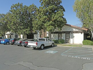 Plus de détails pour 5070 N 6th St, Fresno, CA - Bureau à vendre