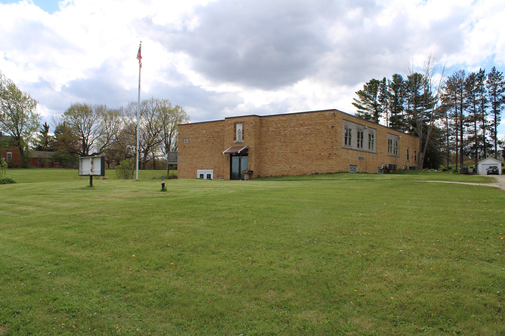 W771 Armstrong Rd, Campbellsport, WI à vendre Photo principale– Image 1 sur 19