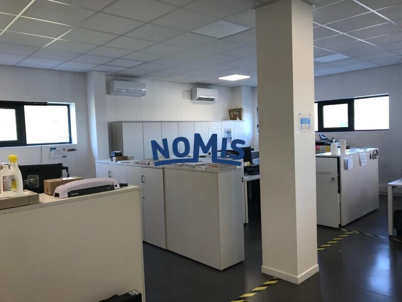 Local d’activités dans Les Sorinieres à louer - Photo intérieure – Image 2 sur 7
