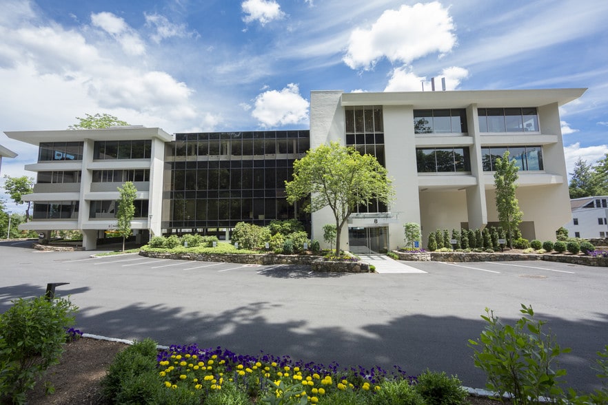 8 Wright St, Westport, CT à louer - Photo de l’immeuble – Image 2 sur 2