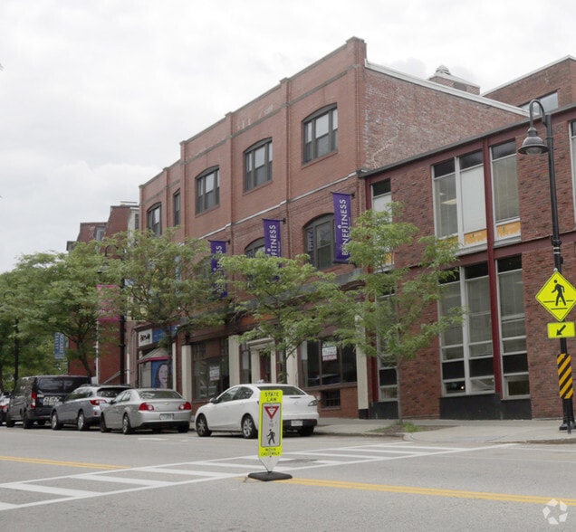 60-64 Harvard St, Brookline, MA à louer - Photo de l’immeuble – Image 2 sur 8