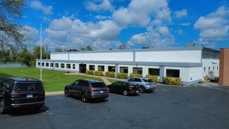 Plus de détails pour 4333 Veterans Memorial Hwy, Holbrook, NY - Industriel/Logistique à louer