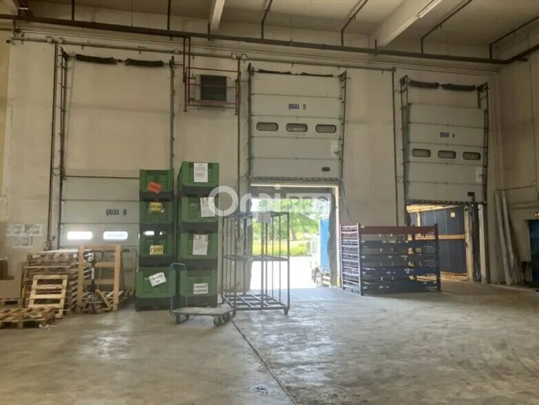 Industriel/Logistique dans Longvic à louer - Photo de l’immeuble – Image 2 sur 4