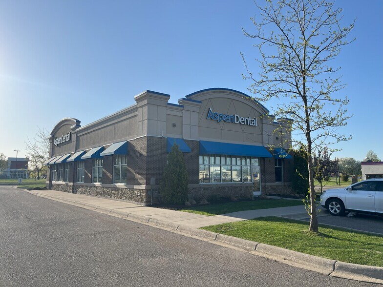 964 Highway 15 S, Hutchinson, MN à vendre - Photo de l’immeuble – Image 2 sur 4