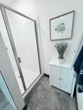 4685 S Highland Dr, Holladay, UT à louer Photo intérieure– Image 1 sur 17