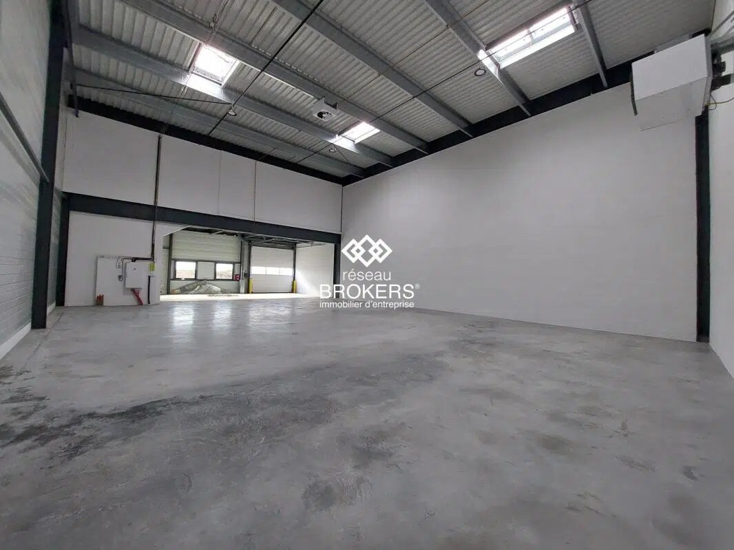 Industriel/Logistique dans Corbeil-Essonnes à louer Photo de l’immeuble– Image 1 sur 15