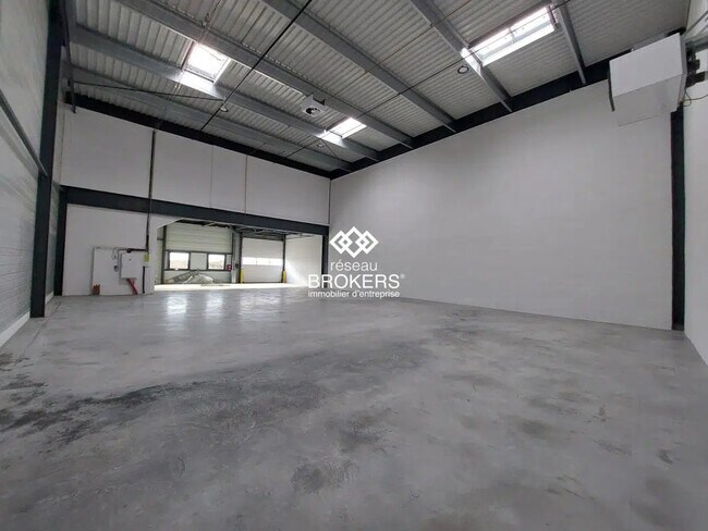 Plus de détails pour Différents types d’espaces à louer