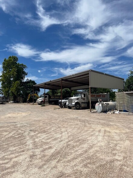 1630 County Road 279, Liberty Hill, TX à louer - Photo de l’immeuble – Image 2 sur 8