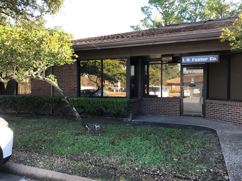 7015 W Tidwell Rd, Houston, TX à vendre - Photo de l’immeuble – Image 3 sur 12