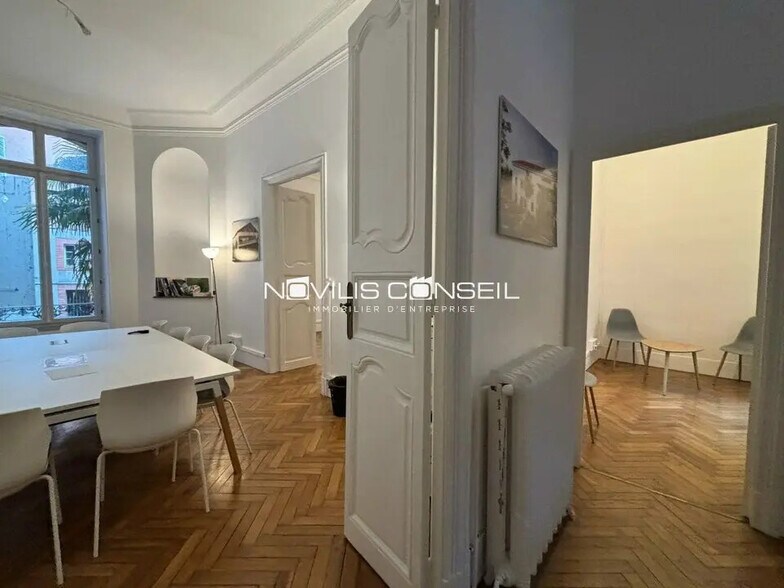 Bureau dans Toulouse à louer - Photo de l’immeuble – Image 3 sur 7