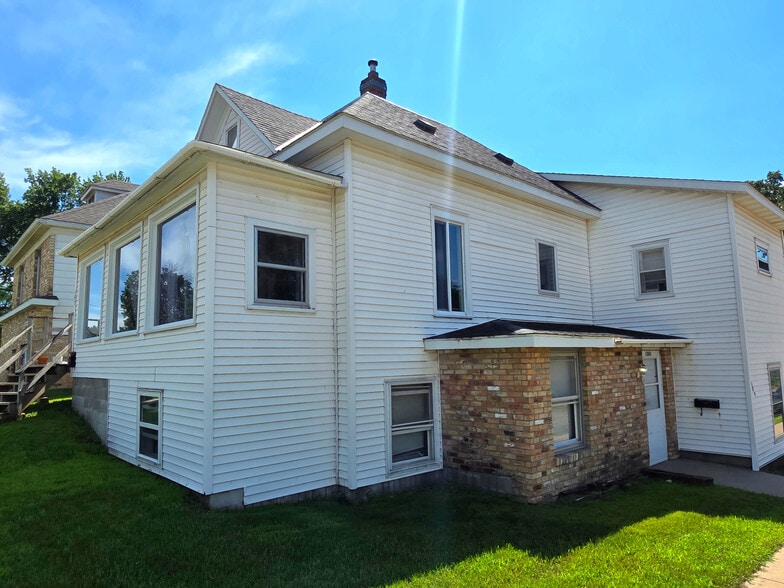 157 10th Ave N, Waite Park, MN à vendre - Photo de l’immeuble – Image 3 sur 22