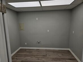 6117 N College Ave, Indianapolis, IN à louer Photo intérieure– Image 2 sur 4