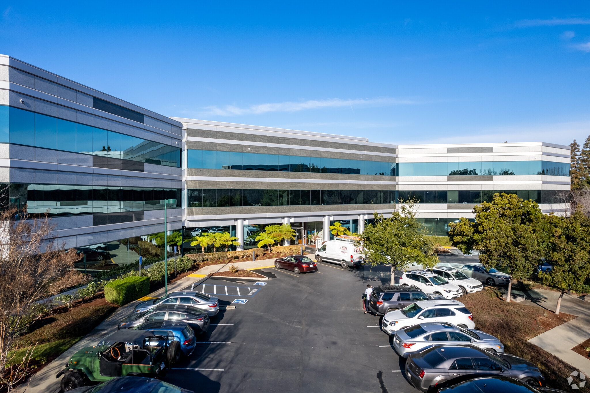 6800 Koll Center Pky, Pleasanton, CA à louer Photo principale– Image 1 sur 17