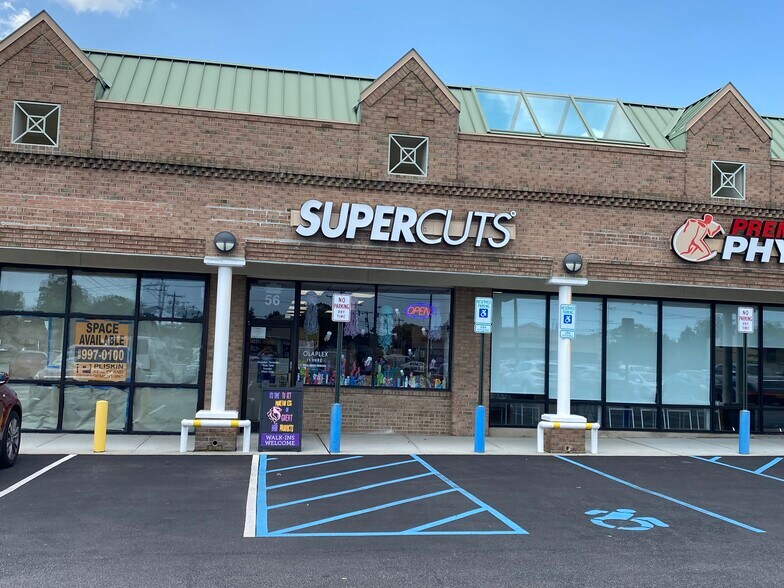 36-84 E Sunrise Hwy, Lindenhurst, NY à louer - Photo de l’immeuble – Image 2 sur 9