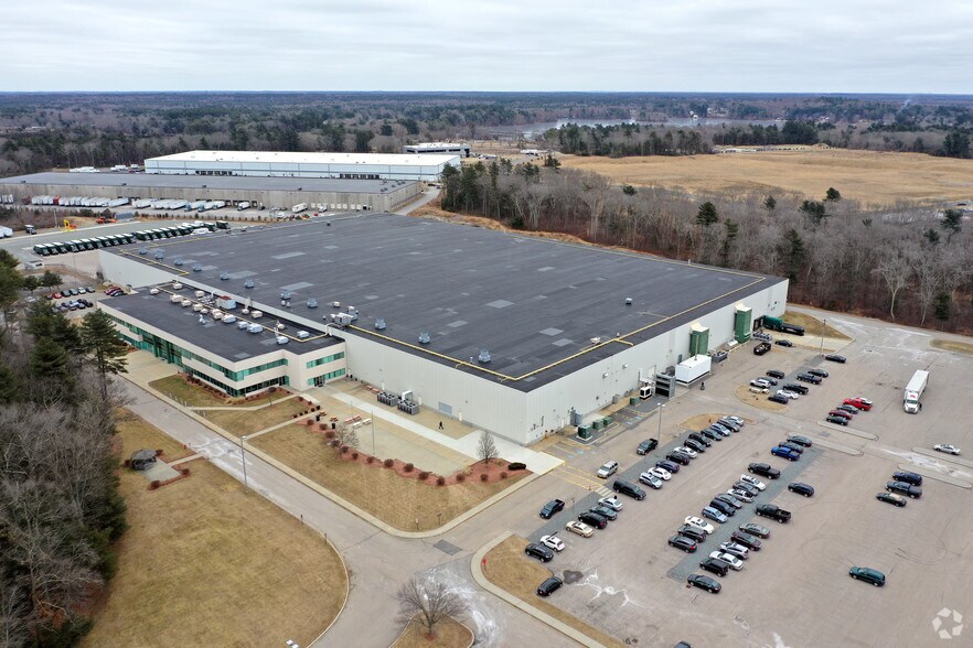 300 Constitution Dr, Taunton, MA à louer - Aérien – Image 2 sur 2
