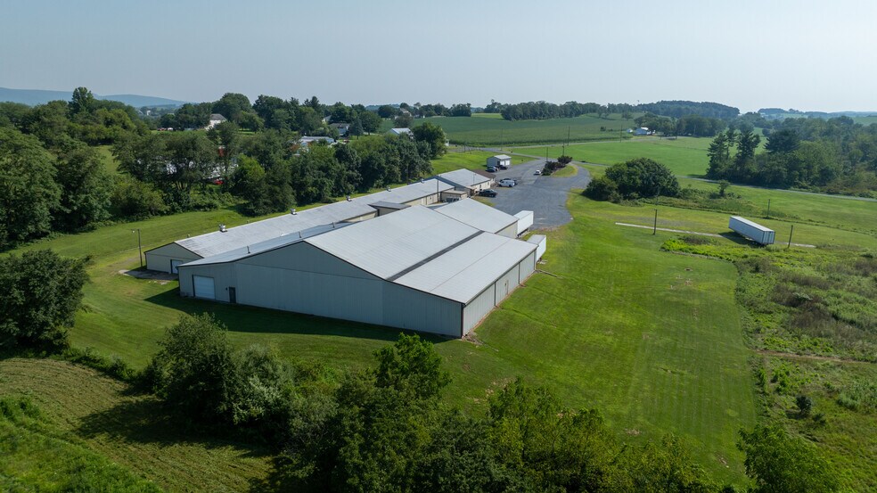 56 Seip Ln, Shoemakersville, PA à vendre - Photo de l’immeuble – Image 2 sur 21