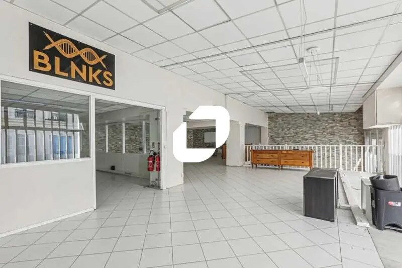 Local commercial dans Paris à louer - Photo de l’immeuble – Image 2 sur 14