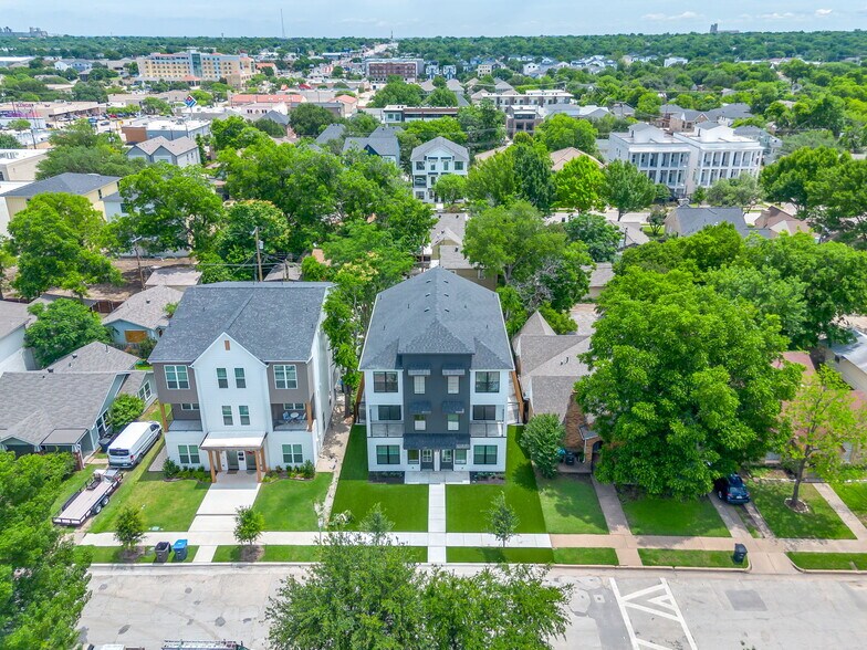 3133 Cockrell Ave, Fort Worth, TX à vendre - Photo de l’immeuble – Image 2 sur 58