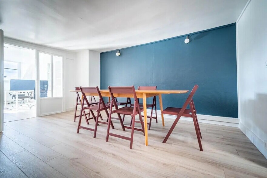 Bureau dans Paris à louer - Photo de l’immeuble – Image 1 sur 12